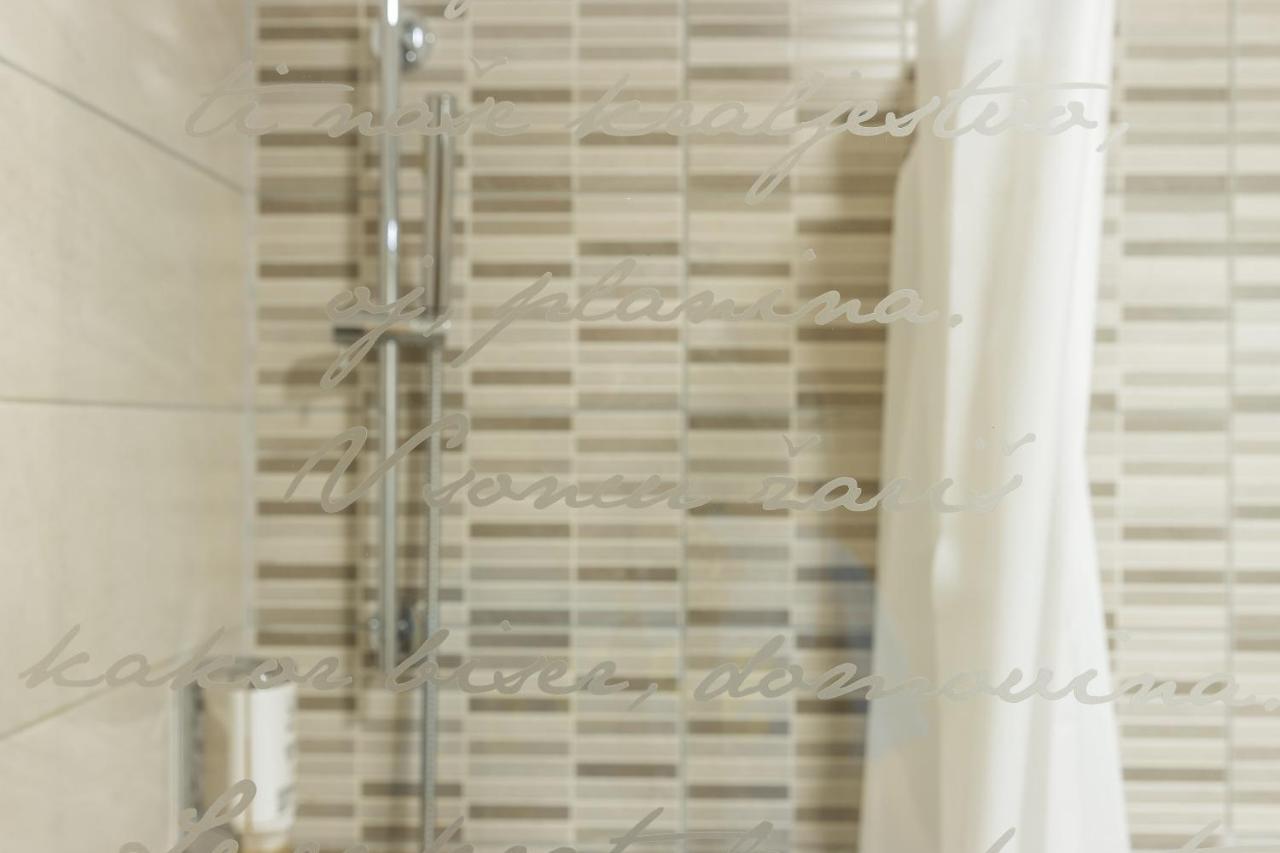 Boutique Rooms Pri Rogovilcu Solcava Ngoại thất bức ảnh