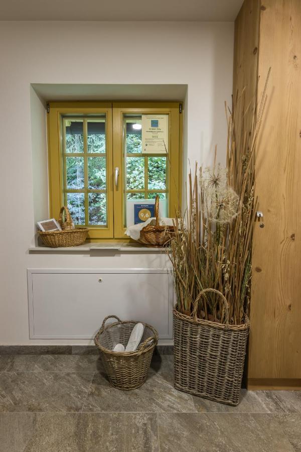 Boutique Rooms Pri Rogovilcu Solcava Ngoại thất bức ảnh
